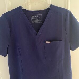 Women’s scrub top